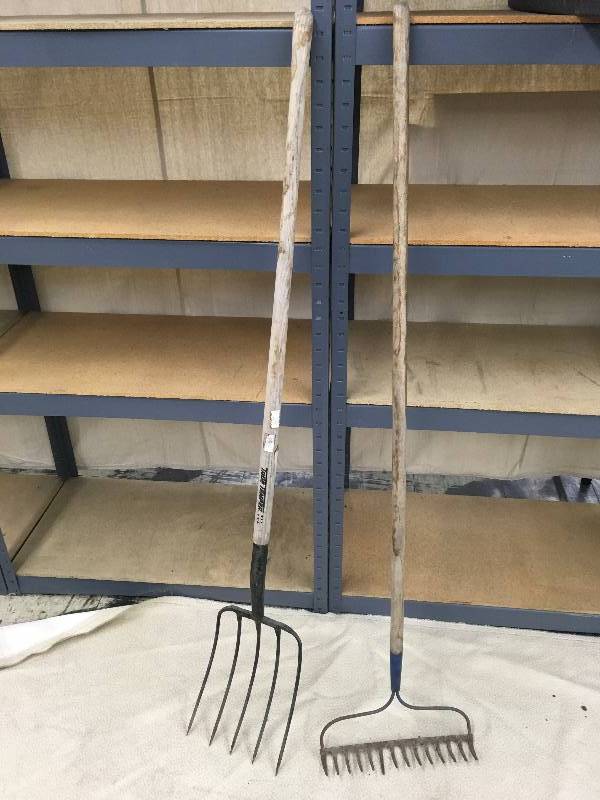 lot 211 image: Garden Fork & Garden Rake