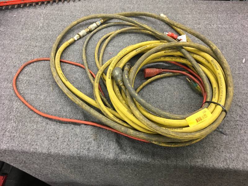 lot 228 image: Air Hose & Extension Cord