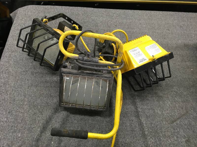 lot 249 image: Three Spot Lights