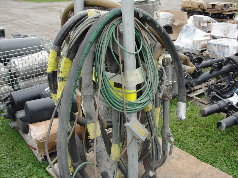 SANDBLASTER  WITH HOSE