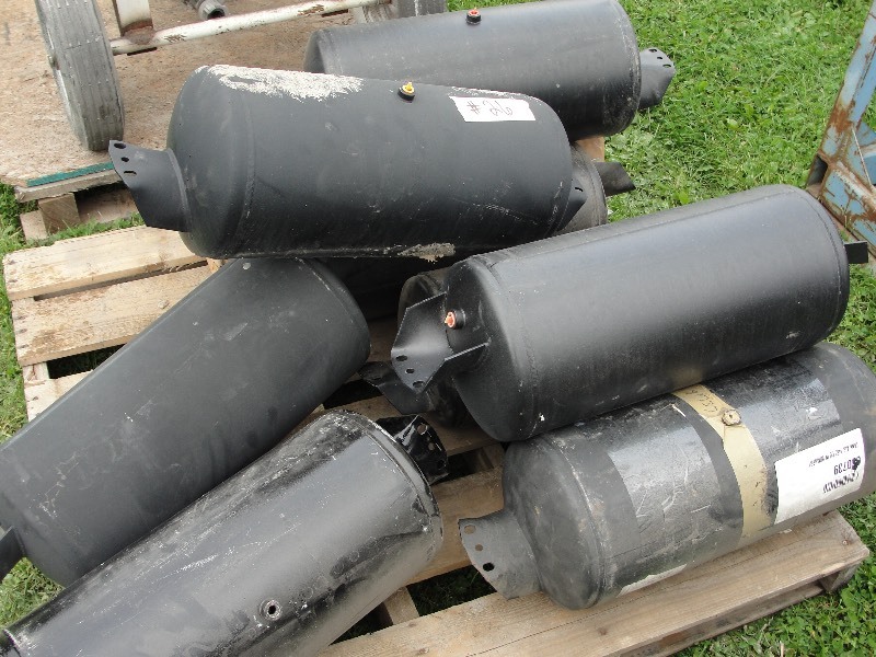 AIR TANKS