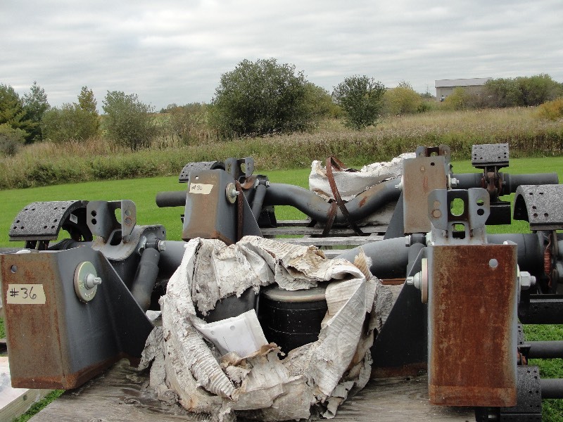 2-HENDRICKSON  SUSP AA250 TC-A-16HP 77.5 TRACK