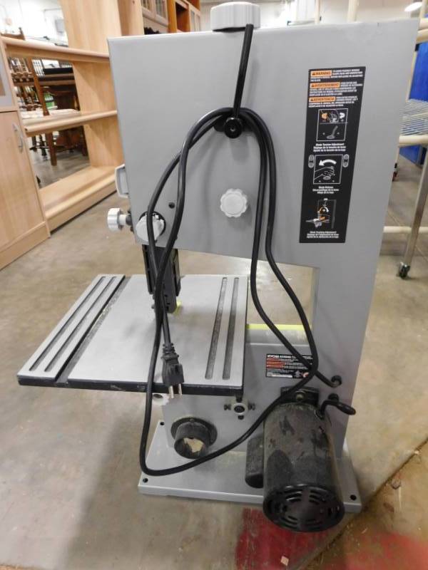 lot 23 image: Ryobi Band Saw