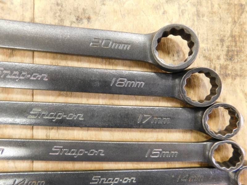 lot 51 image: Set of Snap On Tools