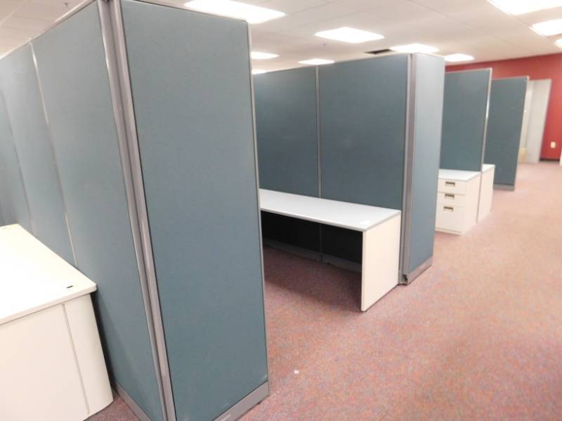 lot 129 image: 6 Steel Case Athens Office Cubicles