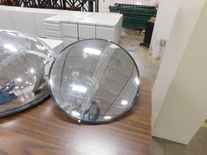 lot 72 image: Dome Security Mirror