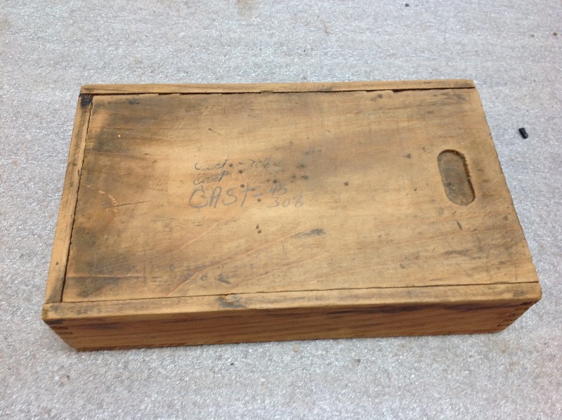lot 34 image: Bullets in Wood Box