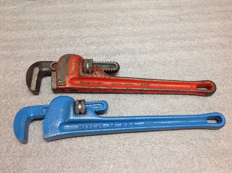 lot 214 image: Pipe Wrenches