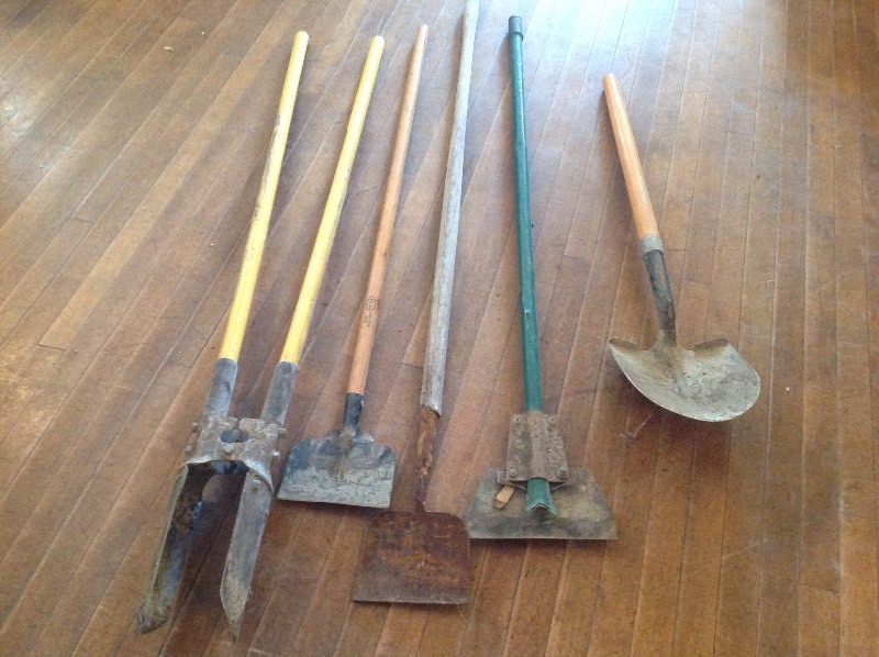 Post Hole Digger, Scrapers & Spade
