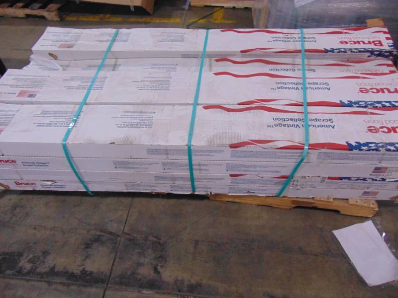 lot 31 image: Bruce American Vintage Scraped Fall Classic 34 in. T x 5 in. W x Varying Length Solid Hardwood Flooring (23.5 sq. ft.  case) - 15 Cases