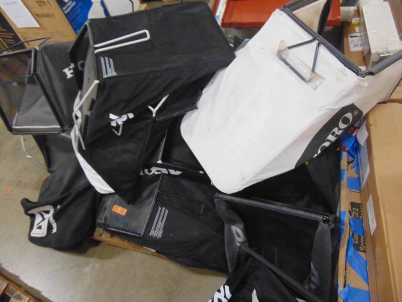 lot 67 image: Entire Pallet - Push Mower Bags