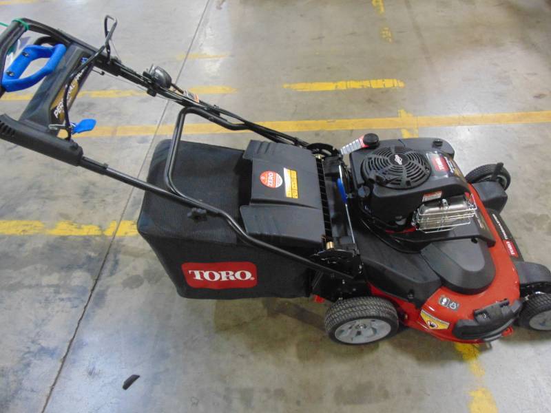 Toro TimeMaster 30 in. Briggs & Stratton Electric Start WalkBehind Gas