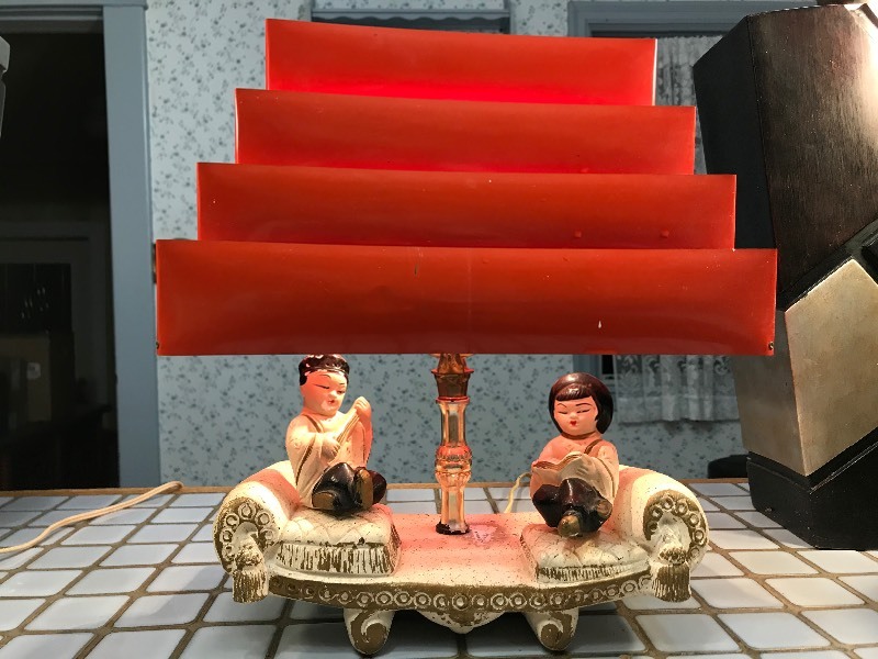 7 Lamps 1 Vintage wRed Step Shade