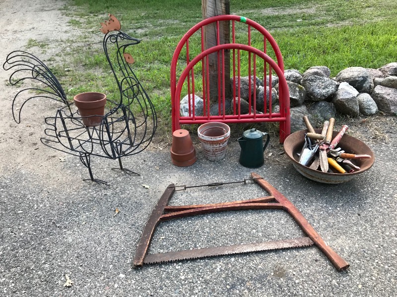 Garden Decor Rooster plant stand, antique saw