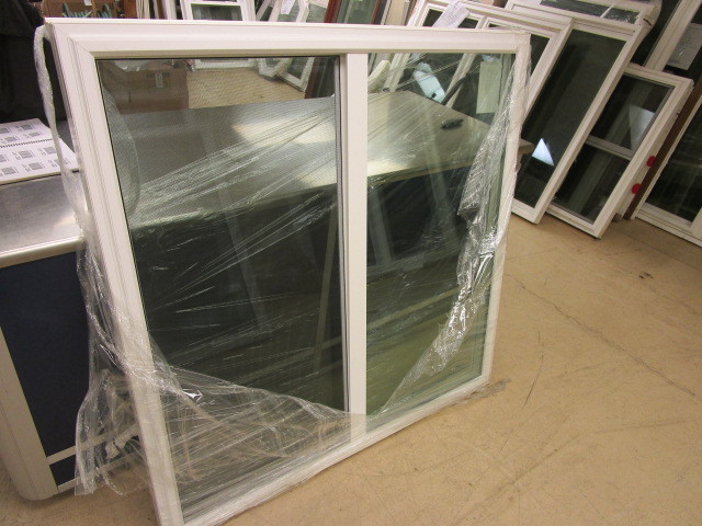 SLIDER WINDOW