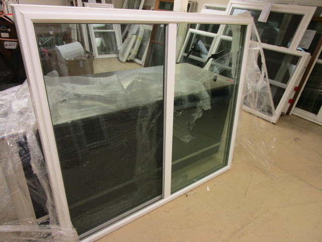 SLIDER WINDOW