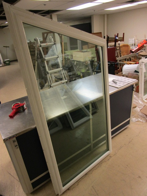 TRAPEZOID WINDOW