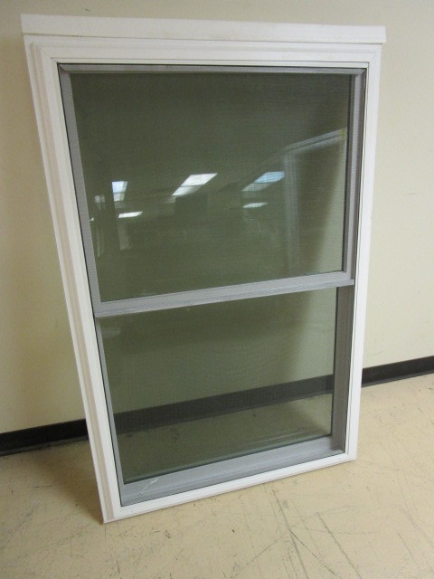 DOUBLE HUNG WINDOW