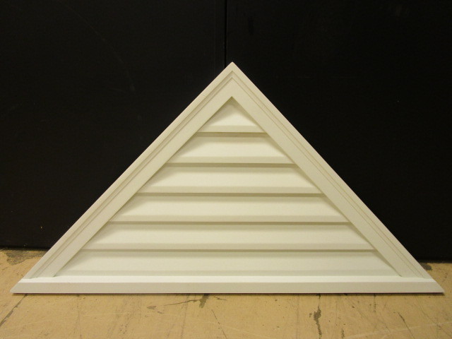 GABLE TRIANGLE DECORATION WITH LOUVERS