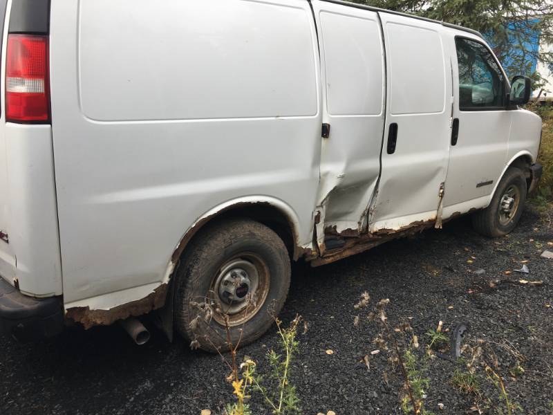 2003 GMC 3500 Cargo Van