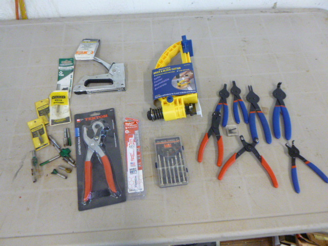 lot 81 image: Miscellaneous Tools