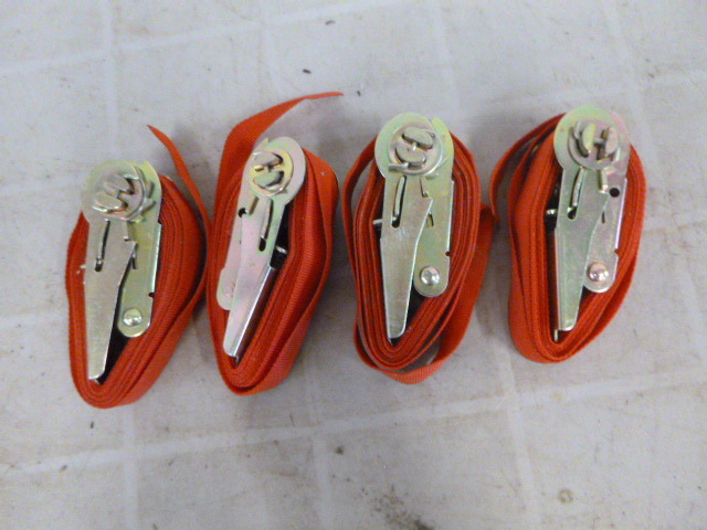 lot 93 image: 4 Ratchet Straps