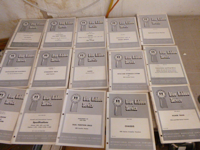 lot 116 image: 15 International Harvester Blue Ribbon Service Manuals