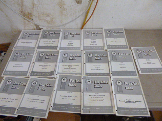 lot 117 image: 16 International Harvester Blue Ribbon Service Manuals