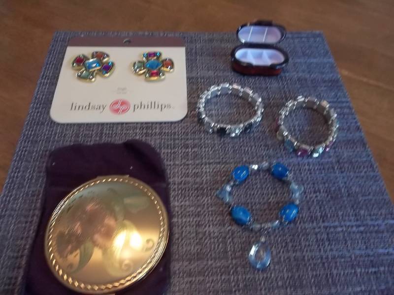 Compact By Elgin American, Small Earring Or Pill Box, 3-Stretch Bracelets, Pair Of Gem Snaps