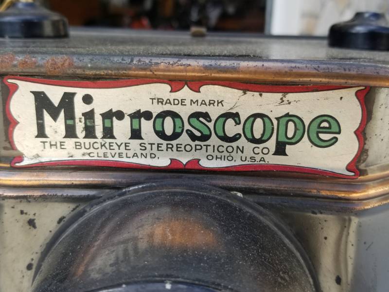 lot 7 image: Rare Antique 1912 Mirroscope Projector