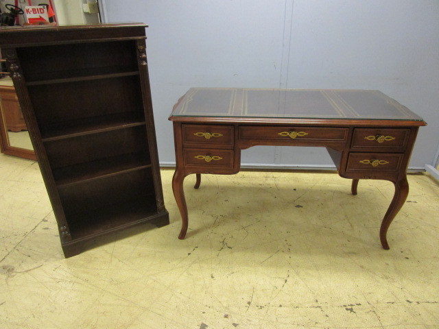 lot 411 image: ANTIQUE SOLID WOOD DESK AND BOOK SHELF