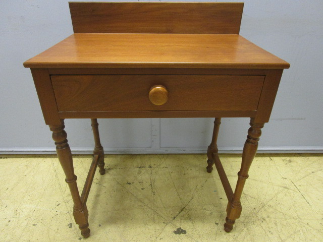 lot 413 image: ANTIQUE SOLID WOOD TABLE WITH DRAWER