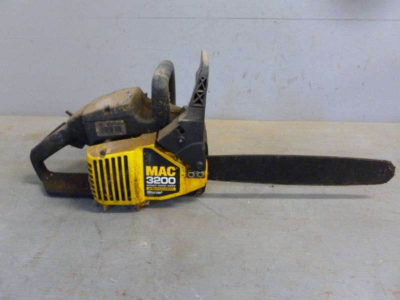 lot 10 image: McCulloch Chain Saw