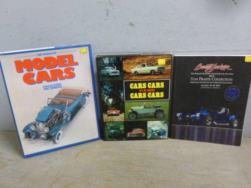 lot 63 image: Collector Books