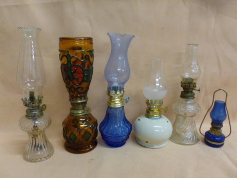lot 116 image: Oil Lamps