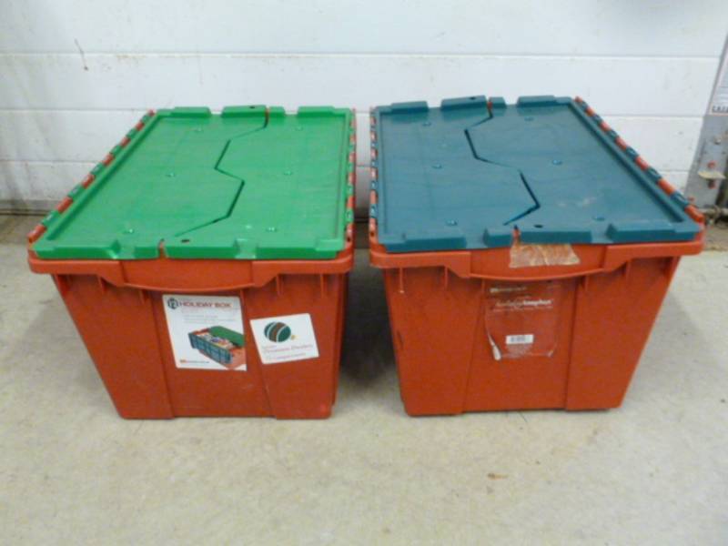 lot 140 image: Storage Totes