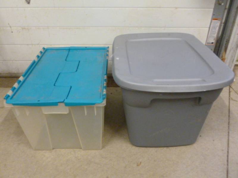 lot 142 image: Storage Totes