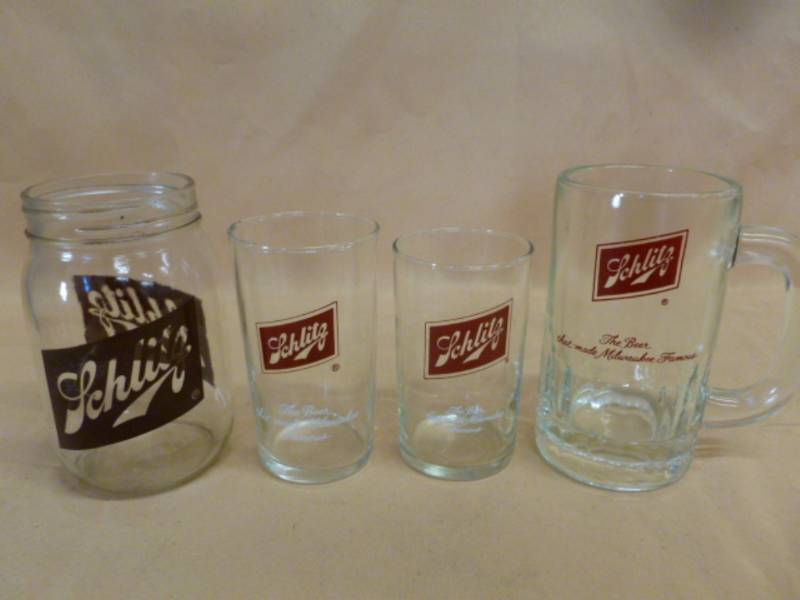 lot 159 image: Beer Glasses