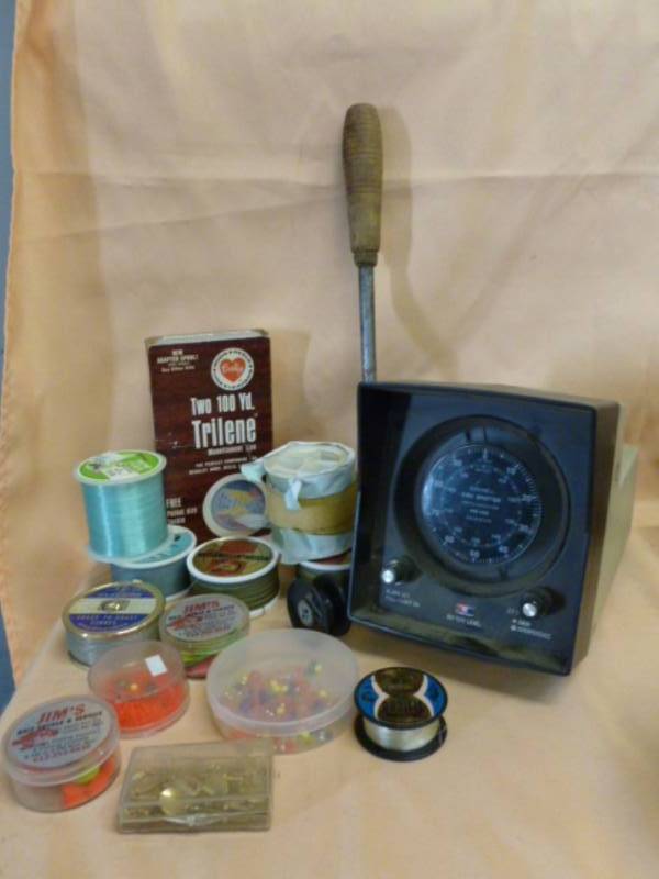lot 165 image: Vintage Fishing Items