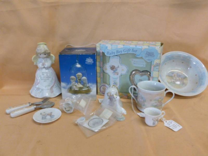 lot 177 image: Precious Moments