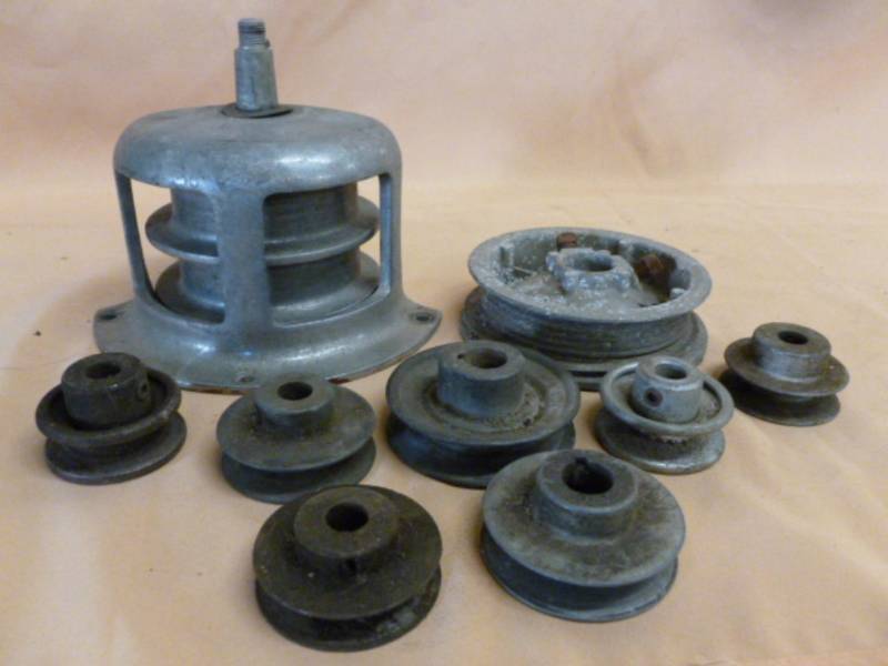 lot 182 image: Pulley Wheels