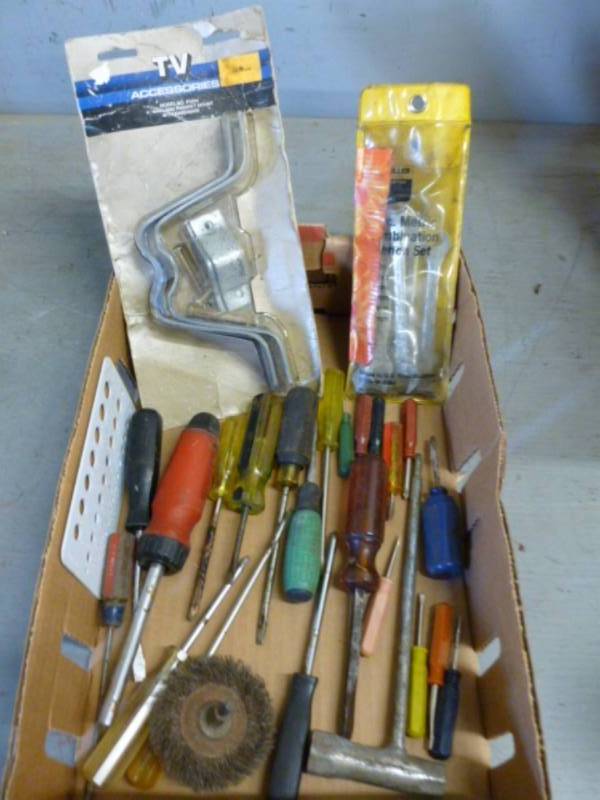 lot 184 image: Tools