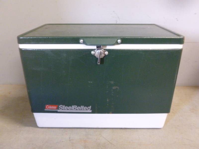lot 216 image: Coleman Cooler