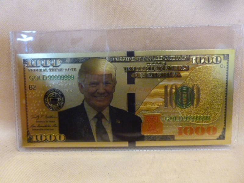 lot 220 image: Collectible