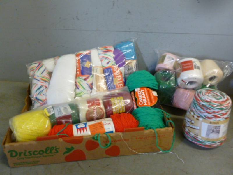 lot 227 image: Yarn