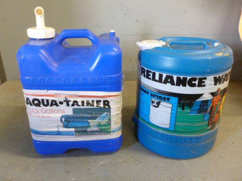 lot 258 image: Water Containers