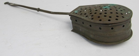lot 12 image: Antique Brass Chestnut Roaster