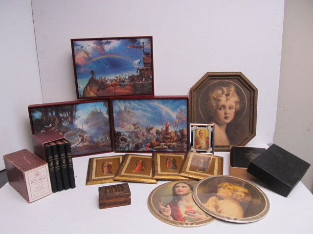 lot 17 image: Nice Lot of Vintage etc Catholic & Other Religious Items