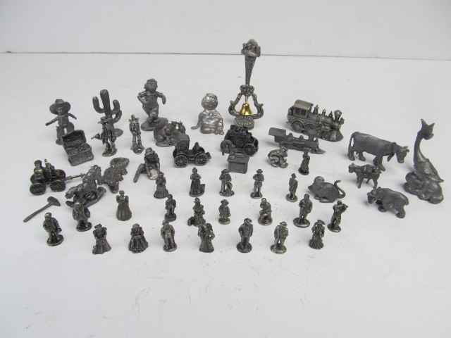 lot 40 image: Collection of Miniature Pewter Figures