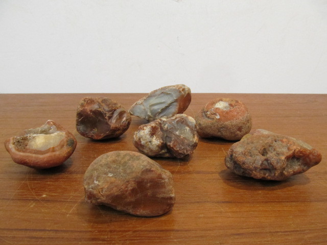 lot 159 image: Group of Larger Size Lake Superior Agates